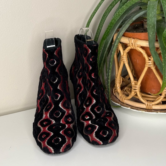 Stuart Weitzman Velvet Jacquard Ankle Boots US 7 EU 37.5 Mod Block Heel - Picture 3 of 13